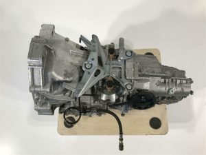 ISUZU KB240 5 SPEED KB250 KB280 KB300 (M)