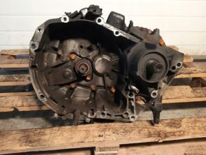 VOYAGER 97-00 2.5 CRD (A) GEARBOX