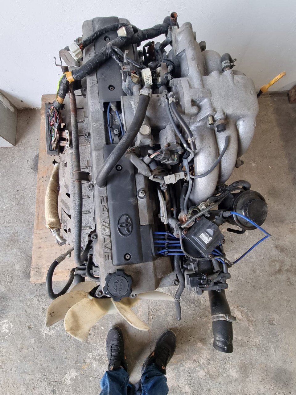 95-97 1FZ-FE 80 Series Land Cruiser Petrol Engine